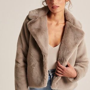 Abercrombie & Fitch faux fur coat